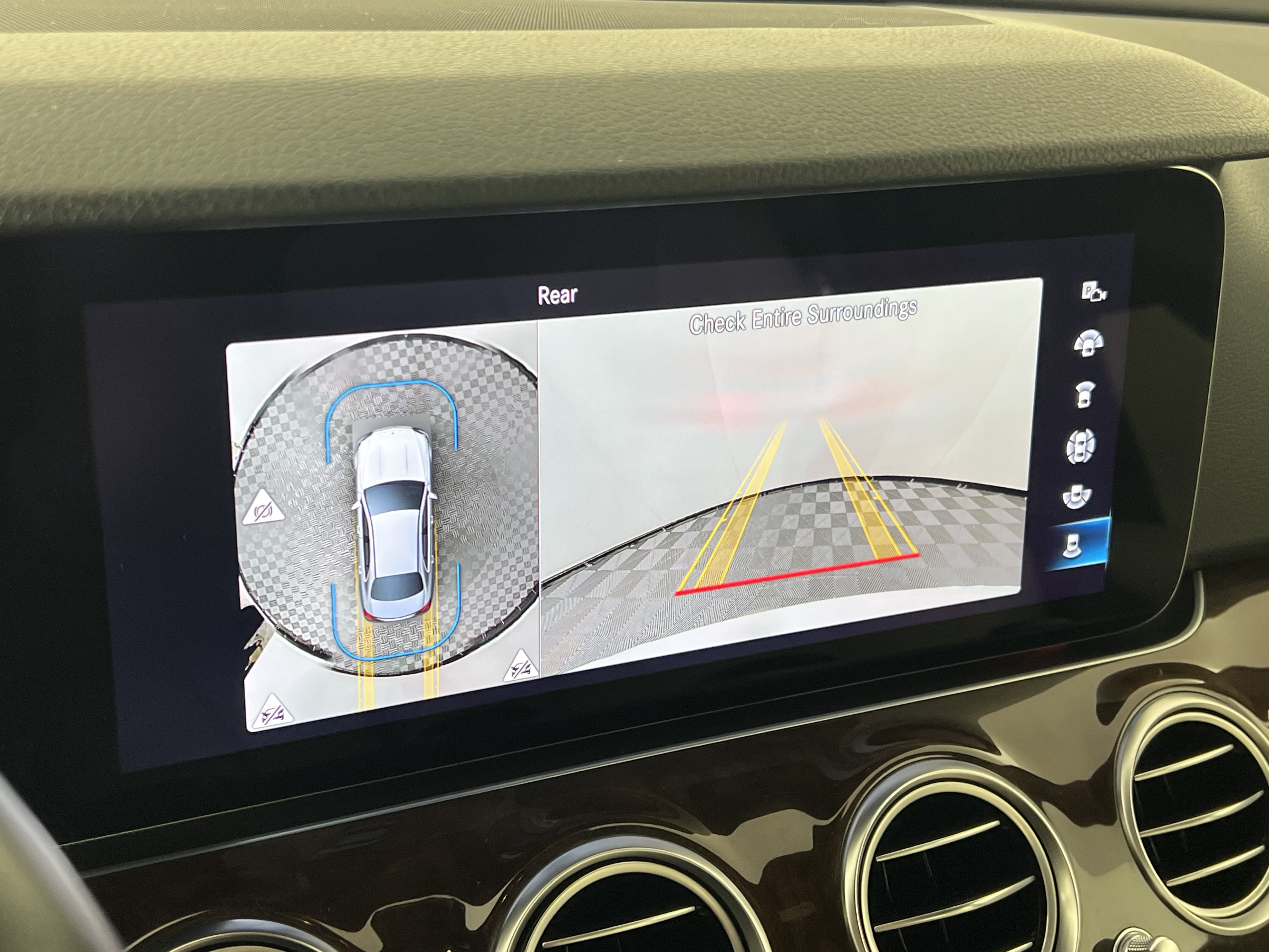 Certified 2022 Mercedes-Benz E 450 4MATIC Sedan image 31