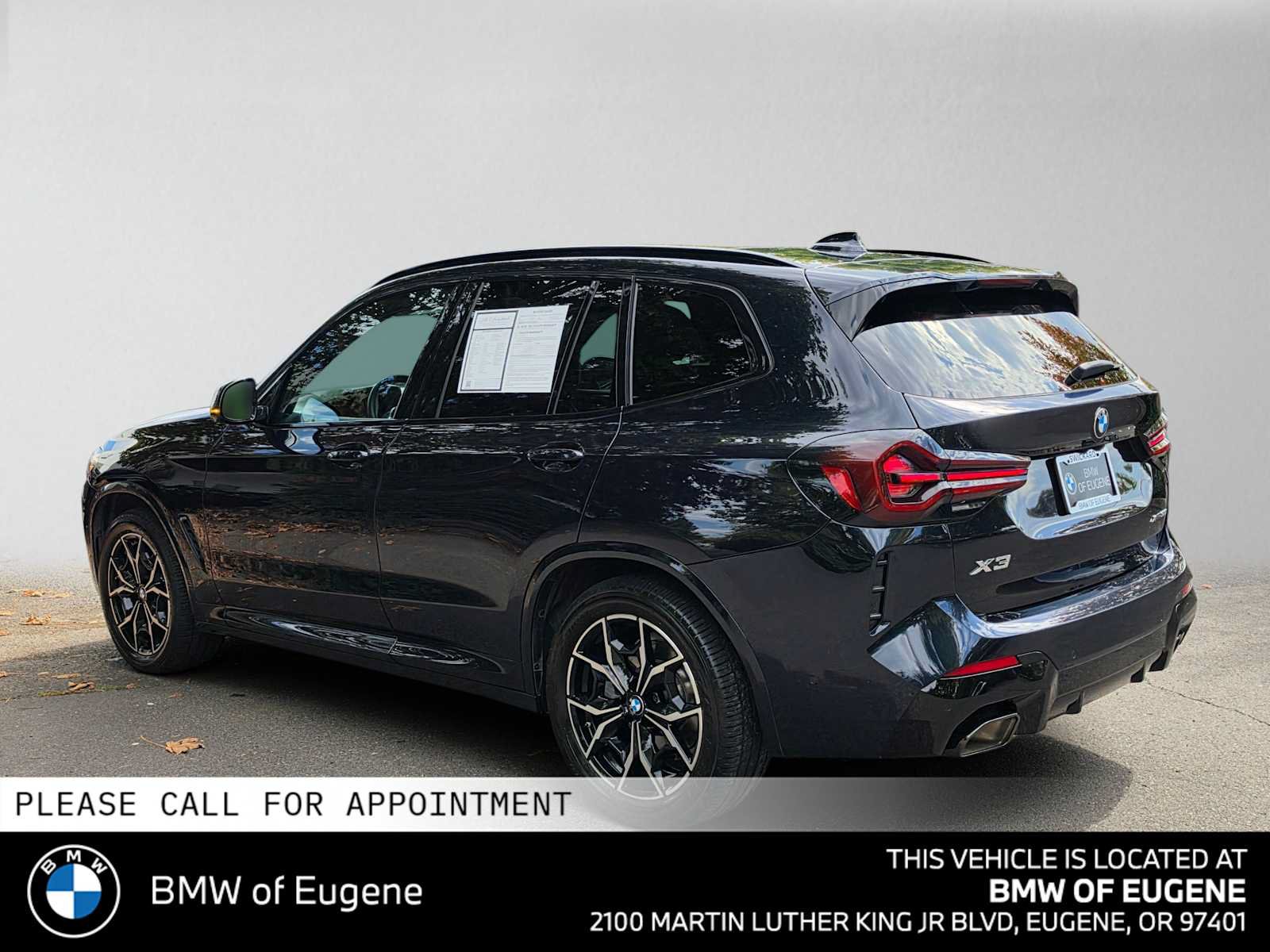 Used 2024 BMW X3 xDrive30i w/ Premium Package AWD/4WD image 5
