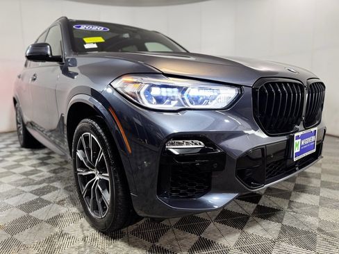 Used 2020 BMW X5 M50i w/ Executive Package image 7