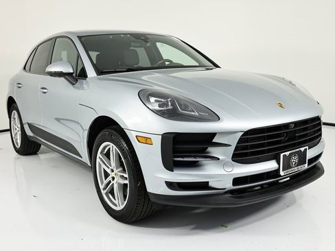 Used 2021 Porsche Macan image 9