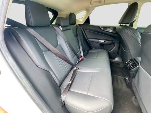 Used 2024 Lexus NX 250 FWD w/ Towing Package (2000 Lbs) image 28