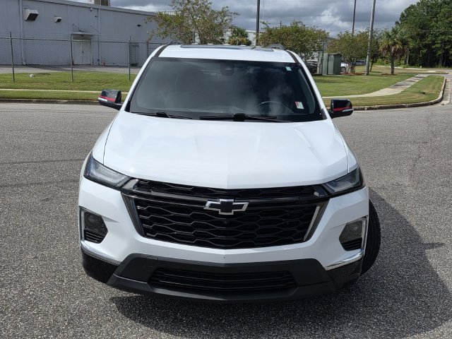 Used 2023 Chevrolet Traverse Premier w/ Redline Edition FWD image 2