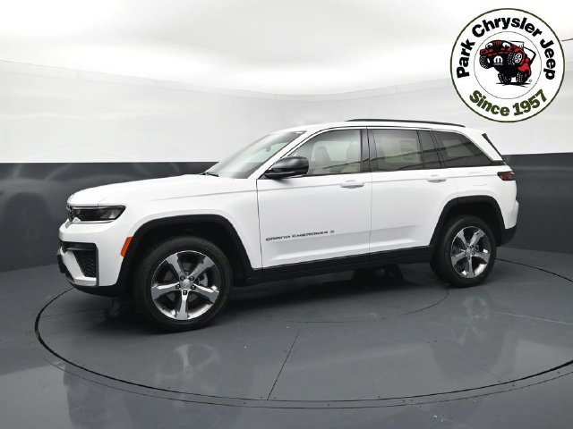 New 2026 Jeep Grand Cherokee Limited AWD/4WD image 2