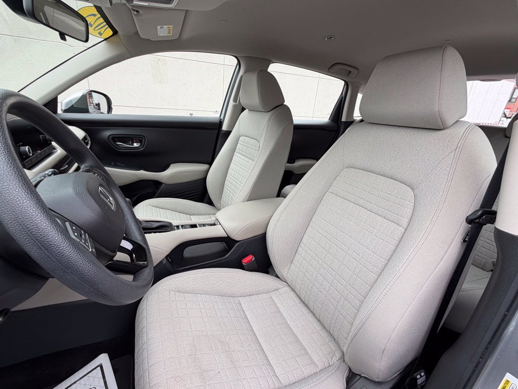 Certified 2025 Honda HR-V LX image 16