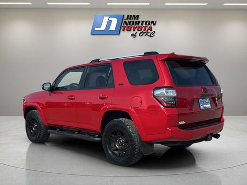 Used 2023 Toyota 4Runner SR5 Premium w/ Moonroof Package AWD/4WD image 7