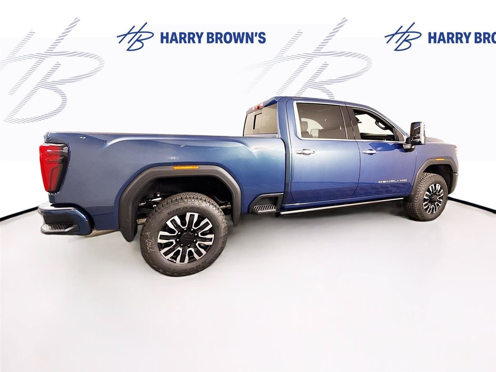 New 2026 GMC Sierra 3500 Denali Ultimate AWD/4WD image 33