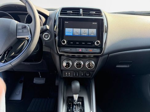 Used 2024 Mitsubishi Outlander Sport SE AWD/4WD image 22