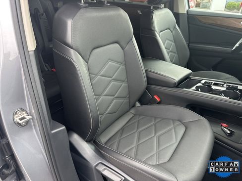 Used 2024 Volkswagen Atlas SE image 57