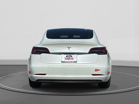 Used 2019 Tesla Model 3 Long Range image 5