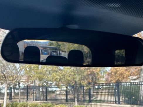 Used 2025 Ford Explorer ST-Line w/ ST-Line Street Pack image 26