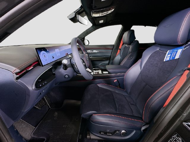 New 2027 Genesis GV70 3.5T Prestige AWD/4WD image 16