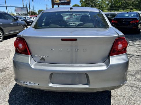 Used 2013 Dodge Avenger SE FWD image 10