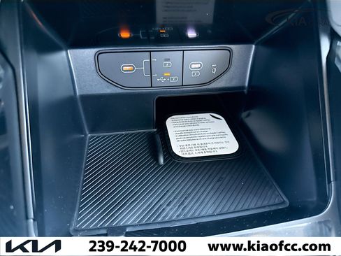 New 2026 Kia Sorento S FWD image 30