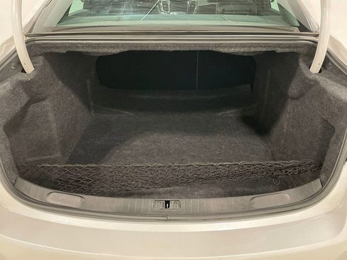 Used 2017 Chevrolet Impala Premier w/ Enhanced Convenience Package image 6