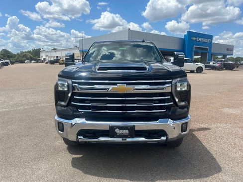 New 2026 Chevrolet Silverado 3500 LTZ w/ LTZ Premium Texas Edition AWD/4WD image 9