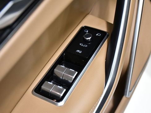 Used 2022 Jaguar F-PACE S image 18