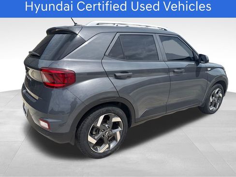 Certified 2023 Hyundai Venue SEL FWD image 6
