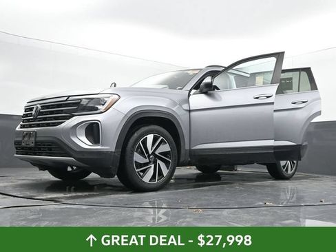 Used 2024 Volkswagen Atlas SE AWD/4WD image 51