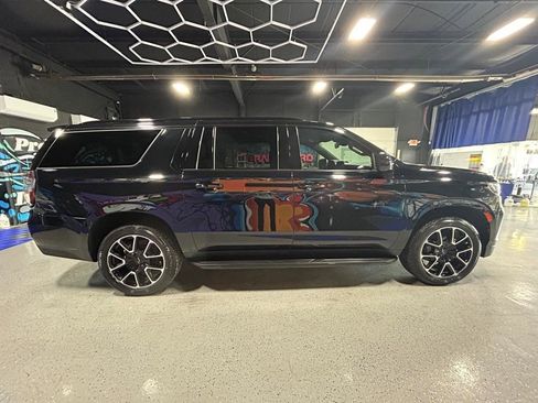 Used 2024 Chevrolet Suburban RST image 5