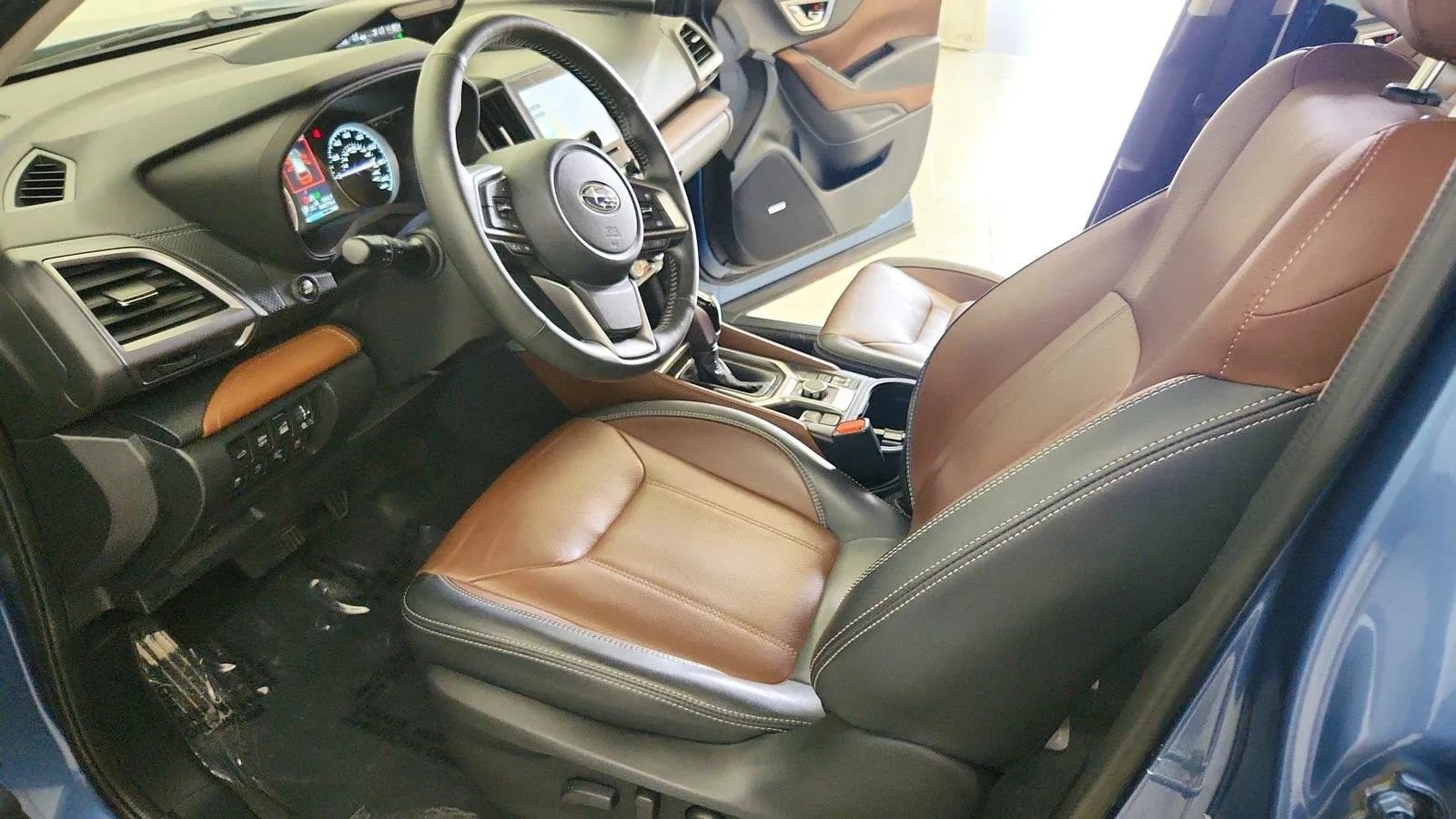 Used 2023 Subaru Forester Touring AWD/4WD image 14