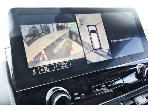 Used 2021 Nissan Armada Platinum w/ Captain's Chairs Package RWD image 28