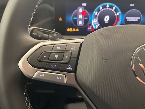 New 2026 Volkswagen Tiguan SE AWD/4WD image 12