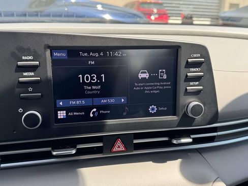 Used 2023 Hyundai Elantra SE FWD image 23