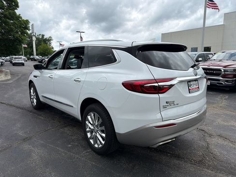 Used 2021 Buick Enclave Premium w/ Sun and Sites Package AWD/4WD image 10