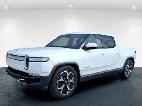 Used 2022 Rivian R1T Adventure AWD/4WD image 1