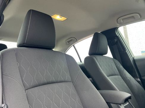 Used 2023 Toyota Corolla LE image 17