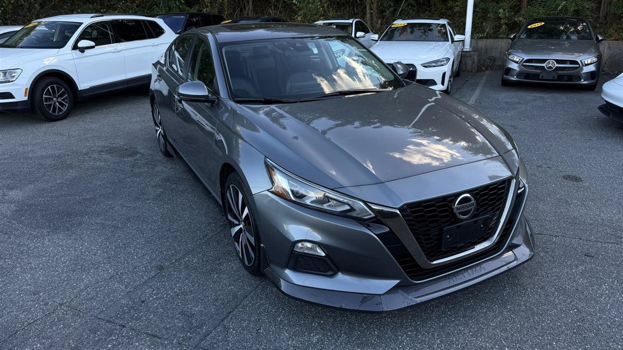 Used 2021 Nissan Altima 2.5 SR w/ SR Premium Package AWD/4WD image 22