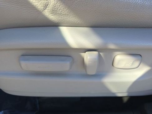 Used 2017 Honda Pilot Touring image 43