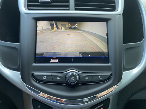 Used 2020 Chevrolet Sonic LT FWD image 24