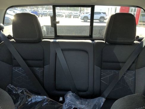 New 2026 Nissan Frontier SV w/ Tow Package image 19