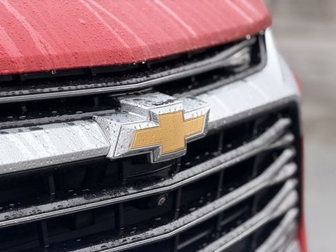 Used 2019 Chevrolet Blazer Premier w/ Driver Confidence II Package image 32