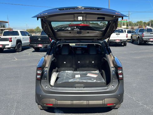 New 2026 Nissan Kicks SR w/ SR Premium Package image 12