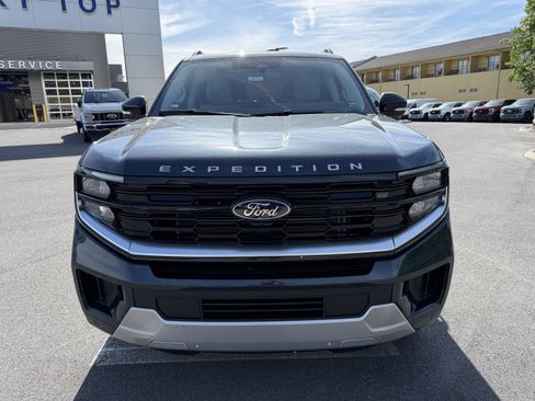 New 2026 Ford Expedition Max Platinum AWD/4WD image 2