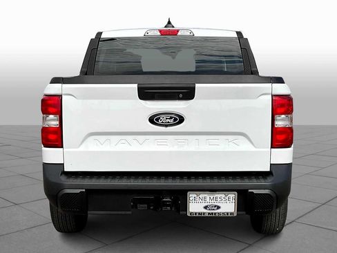 New 2025 Ford Maverick XL image 4