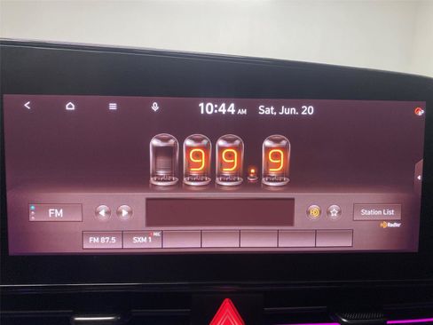 Used 2022 Hyundai Elantra N FWD image 16