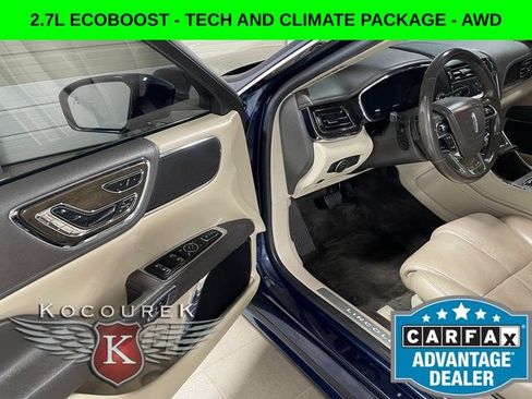 Used 2017 Lincoln Continental Reserve w/ Technology Package AWD/4WD image 10
