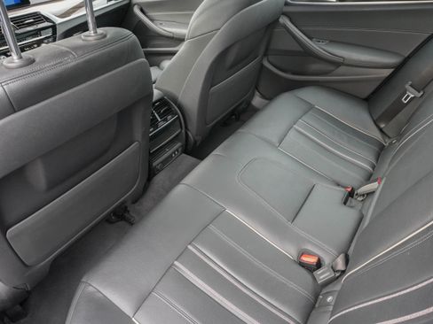 Used 2020 BMW 530i w/ Convenience Package RWD image 31