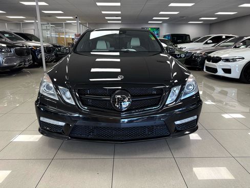 Used 2013 Mercedes-Benz E 63 AMG E63 AMG Sedan w/ AMG Performance Pkg image 4