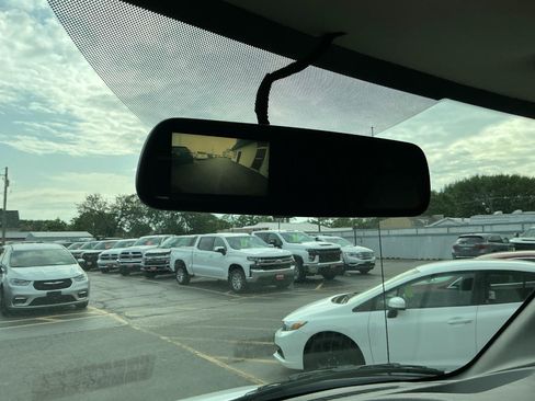 Used 2019 Chevrolet Express 2500 w/ Communications Package RWD image 14