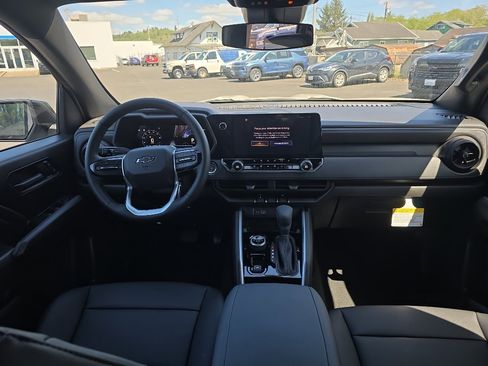 New 2026 Chevrolet Colorado Trail Boss AWD/4WD image 19