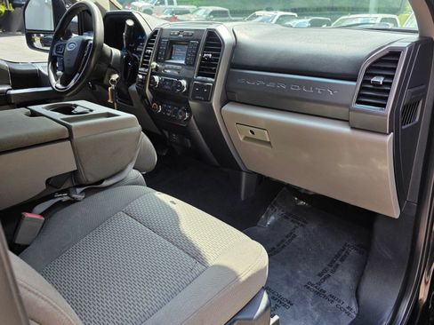 Used 2019 Ford F250 XLT w/ XLT Value Package AWD/4WD image 32