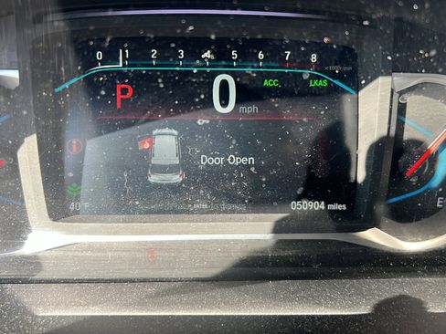 Used 2022 Honda Pilot Touring image 8