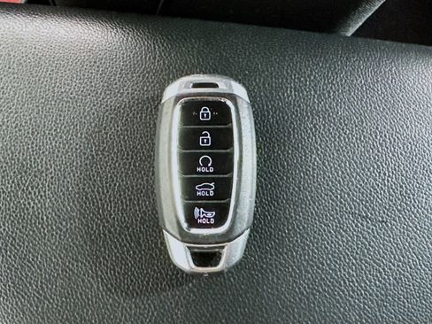 Used 2021 Hyundai Elantra SEL FWD image 21