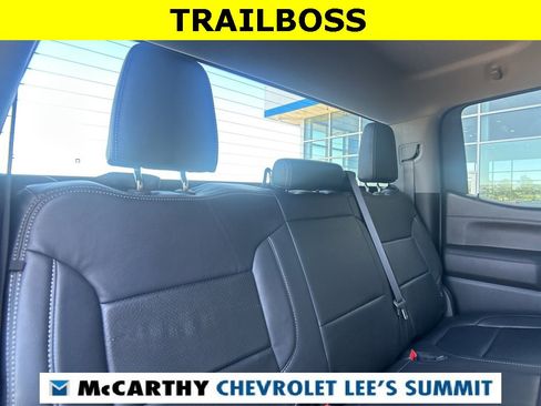 Used 2019 Chevrolet Silverado 1500 LT Trail Boss image 38
