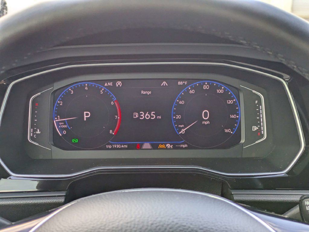 Used 2020 Volkswagen Jetta SEL Premium FWD image 30