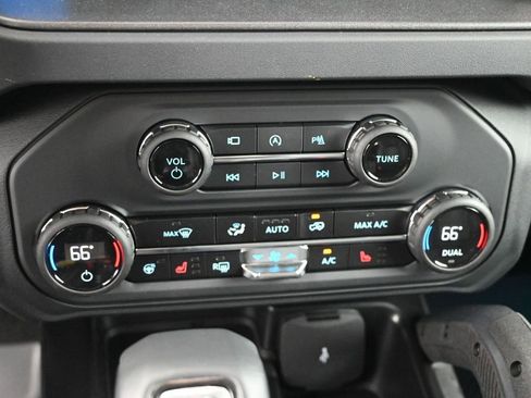 New 2025 Ford Bronco Raptor image 28